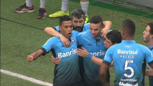 Santos leva de 3 a 1 do Gr&ecirc;mio na Vila e vai para a zona de rebaixamento