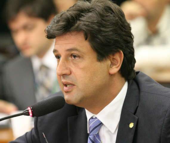  Mandetta diz ser 3&ordf; via, ap&oacute;s reuni&atilde;o com Andr&eacute; Puccinelli e Nelsinho Trad