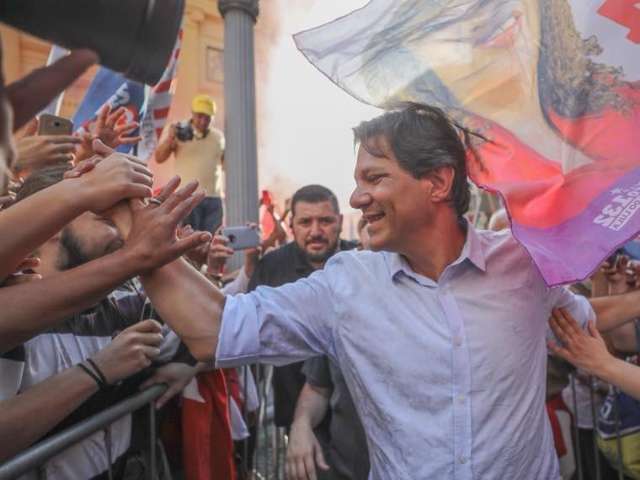 Bolsonaro tem 27% das inten&ccedil;&otilde;es de voto e Haddad 21%, aponta Ibope