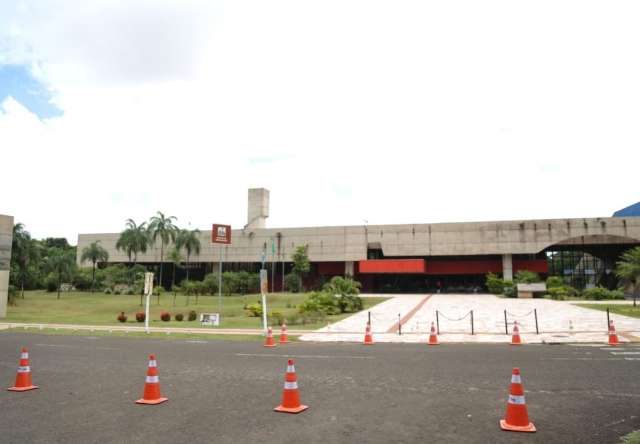 Governador e primeiro escal&atilde;o tomam posse nesta ter&ccedil;a-feira a partir das 15h