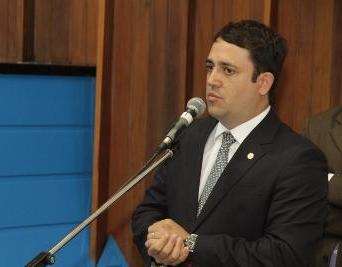 Deputados do PT do B divergem sobre rumo do partido em 2014