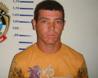 Roberto Carlos Benites Oliveira, de 21 anos, condenado a 15 anos pelo assassinato de um rapaz em Iguatemi fugiu na tarde de ontem. (Foto: Divulgação)

