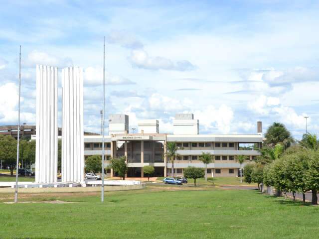  Com 2 na disputa por votos, lista para reitor da UFMS ter&aacute; indicado &quot;bi&ocirc;nico&quot;