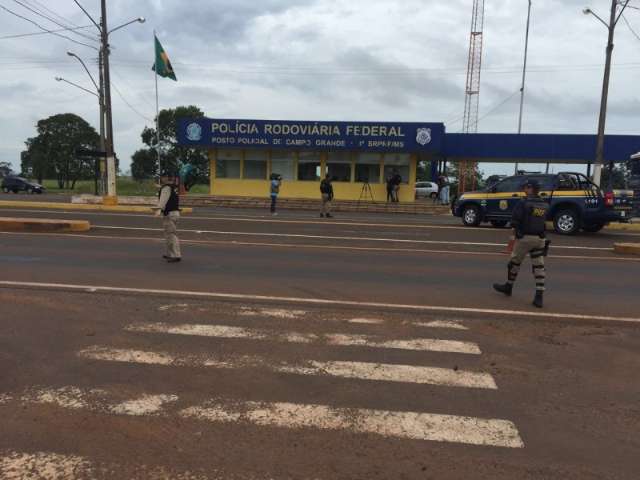 Em uma hora, PRF faz 12 flagrantes na opera&ccedil;&atilde;o Semana Santa 