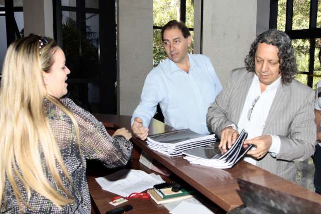 Bernal faz ofensiva para TCE n&atilde;o abrir o caminho rumo &agrave; cassa&ccedil;&atilde;o