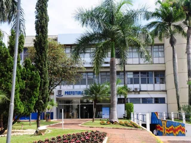 Prefeitura pro&iacute;be hora extra e adicionais a servidores para &quot;congelar&quot; folha