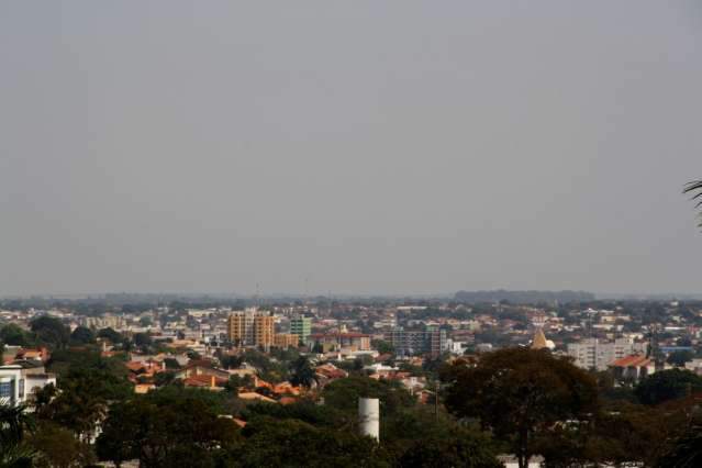 Quarta-feira amanhece com neblina e previs&atilde;o &eacute; de chuva em todo MS
