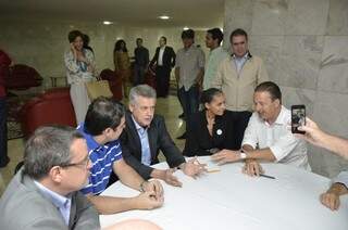 Candidato a presidente da República pelo PSB, Campos, ao lado da ex-senadora Marina Silva, virá a MS em busca de apoio (Foto: Divulgação)