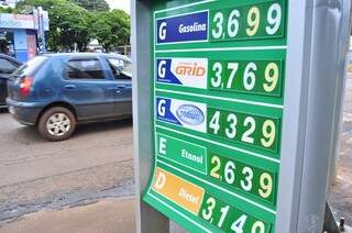 Postos da área central vendem combustíveis mais caros que estabelecimentos da periferia e até da zona rural (Foto: Eliel Oliveira)