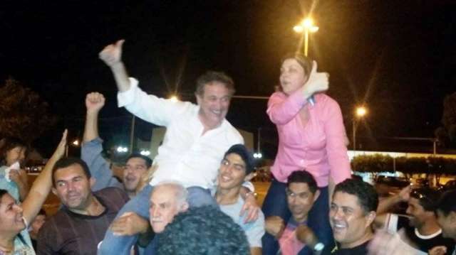 Prefeito de &Aacute;gua Clara reassume cargo ap&oacute;s den&uacute;ncia de propina