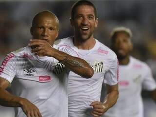 Santos vence o Bahia com gol de p&ecirc;nalti de Carlos S&aacute;nches na Vila Belmiro 