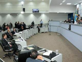 Vereadores na sessão da Câmara Municipal. (Foto: Divulgação Câmara Municipal).