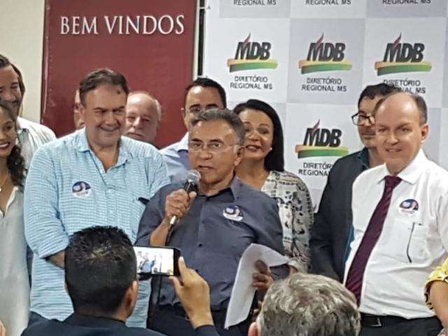 Sa&iacute;da de Schidmit &eacute; a nova crise na tumultuada campanha de Odilon