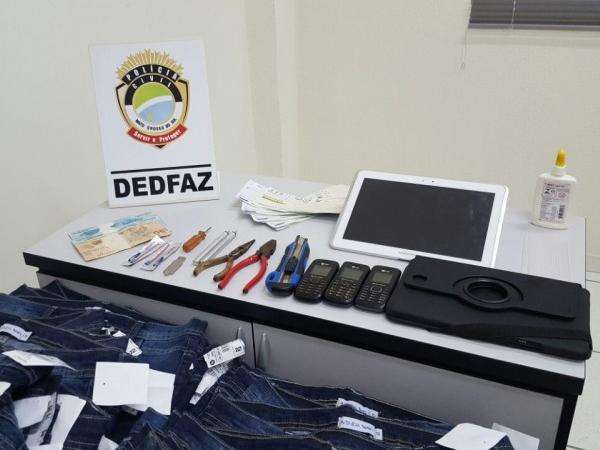 Especialista em falsificar documentos cobrava de R$ 200 a R$ 1,5 mil por CNH