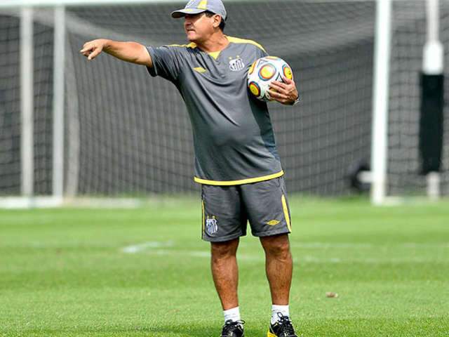  Santos enfrenta Fluminense em jogo isolado pelo Campeonato Brasileiro