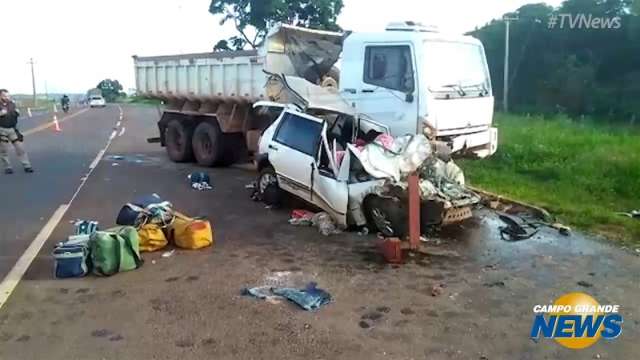 Motorista que invadiu a contram&atilde;o vai responder por homic&iacute;dio doloso