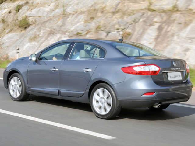  Entre v&aacute;rios t&iacute;tulos, Renault Fluence &eacute; considerado o &lsquo;Melhor Carro do Brasil&rsquo;