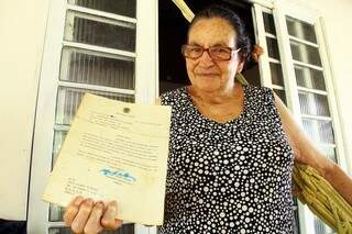 Em 1984, Edite, 82 anos recebeu resposta do Incra após mandar carta para Figueiredo. (Foto: Marcos Ermínio)