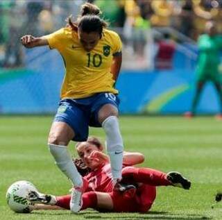 Brasil foi derrotado por 2 a 1 pelo Canadá (Foto: Reprodução/Twitter) 