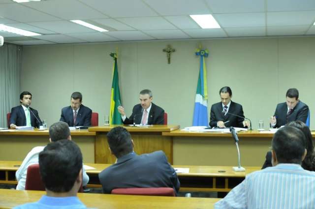 CPI vai ao tribunal para ser notificada de suspens&atilde;o dos trabalhos
