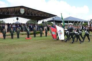 Solenidade de passagem de comando teve participação do comandante nacional do Exército (Foto: Divulgação)