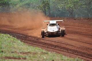 Adrenalina &eacute; divers&atilde;o para fam&iacute;lia toda em campeonato na Capital
