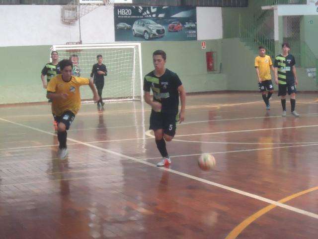 5&ordf; Rodada da Copa Pelezinho de futsal tem 29 gols em seis jogos 