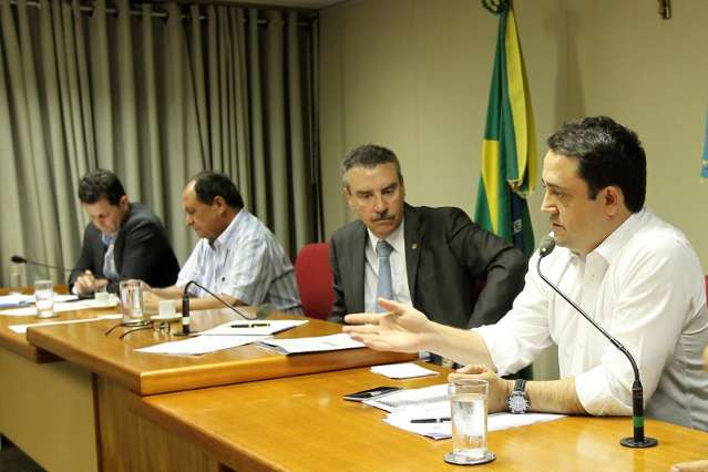 Assembleia faz reuni&atilde;o para apurar suposto monop&oacute;lio do JBS no Estado