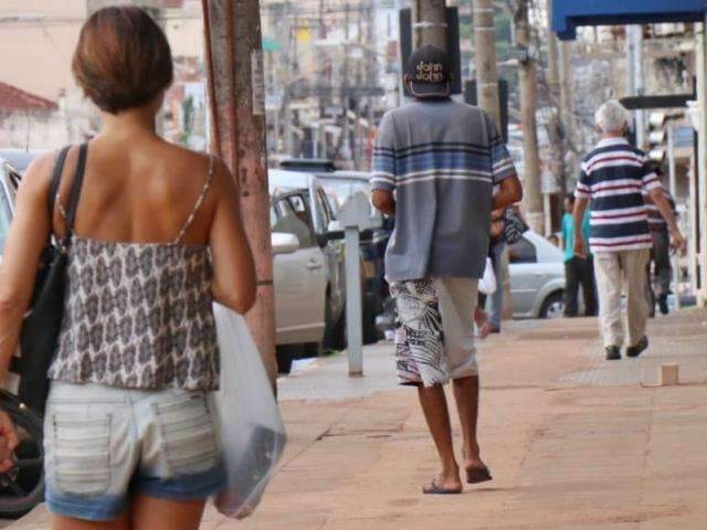 Em 1 m&ecirc;s, inten&ccedil;&atilde;o de consumo das fam&iacute;lias sobe 4,1%, diz Fecom&eacute;rcio