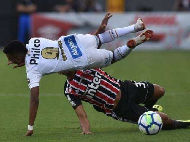 Santos e S&atilde;o Paulo ficam no empate, mas tricolor segue na lideran&ccedil;a 