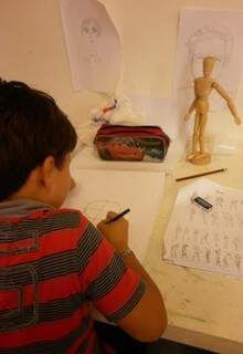 As crianças podem participar do curso de desenho de mangá (Foto: Museu de Arte Contemporânea)