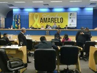 Sessão na Câmara Municipal de Campo Grande, nesta terça-feira (22). (Foto: Mayara Bueno)