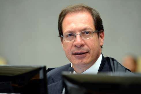 Condom&iacute;nio n&atilde;o pode proibir loca&ccedil;&atilde;o via Airbnb, diz ministro do STJ