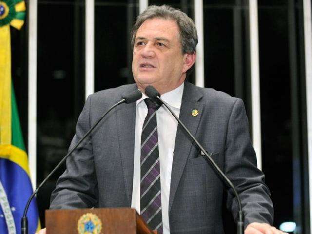 Moka defende Temer e diz que quem cometeu golpe foi o PT na elei&ccedil;&atilde;o