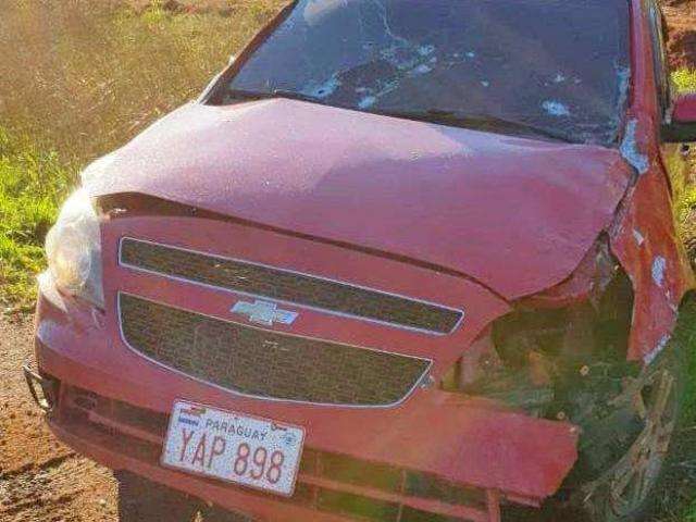 Dois homens s&atilde;o fuzilados em estrada paraguaia perto de MS