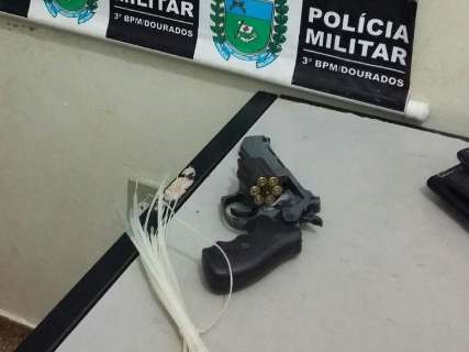 Polícia vê jovens armados e impede roubo encomendado por presidiário