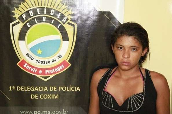 Filha de pastor &eacute; presa com tabletes de droga em &ocirc;nibus em Coxim
