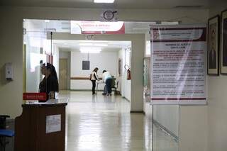 Centro de Oncologia tinha várias irregularidades, segundo vigilância (Foto: Marcos Ermínio/Arquivo)