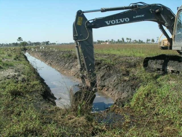 Fazendeiros s&atilde;o multados em R$ 740 mil por degradar &aacute;rea em Bataypor&atilde;