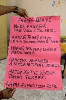 Algumas frases em Ofayé (Foto: Ascom/MPF)