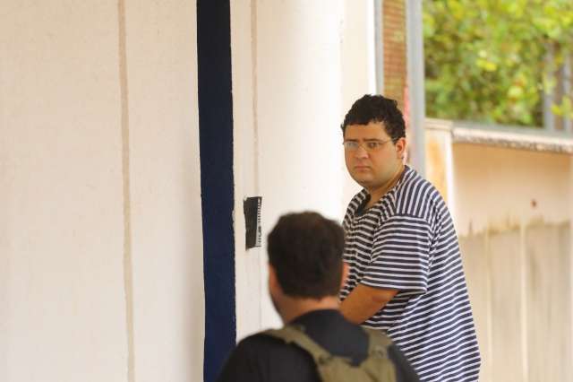 &quot;Estou indignado&quot;, resume pai de advogada sobre soltura de universit&aacute;rio