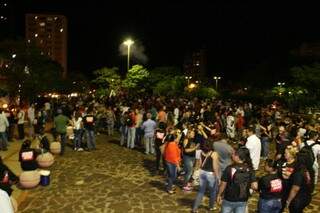 Apenas 350 pessoas compareceram ao ato na Praça do Rádio, segundo a PM (Fotos: Marcos Ermínio)