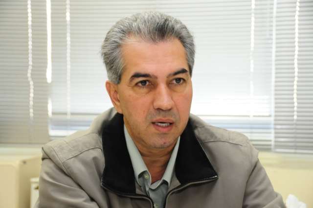 PPS e PSDB j&aacute; planejam lan&ccedil;ar Azambuja para o Governo em 2014