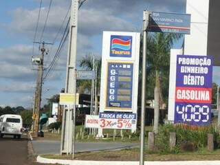 Gasolina é comercializada a R$ 4,08 em Campo Grande (Foto: Paulo Francis)