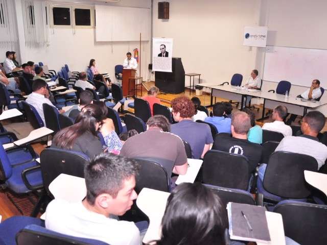 Epidemia de dengue &eacute; a pior da hist&oacute;ria, admite secret&aacute;rio de Sa&uacute;de