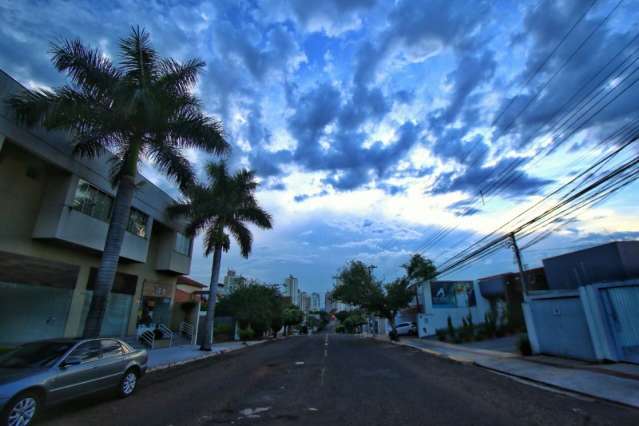 Segunda-feira com previsão de chuvas e máxima de 34ºC em MS