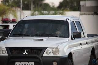 Militar chegou ao Fórum em caminhonete descaracterizada do Exército (Foto: PC de Souza)