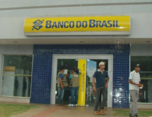 Pol&iacute;cia n&atilde;o encontra assaltantes de banco e encerra opera&ccedil;&atilde;o em Ribas
