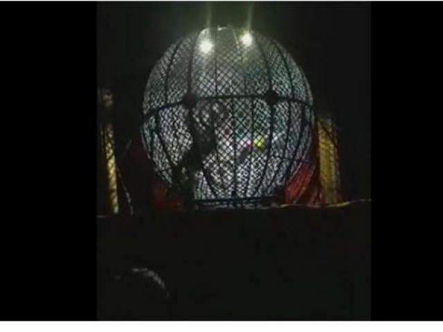 Irm&atilde;os ficam feridos em acidente no Globo da Morte em Corumb&aacute; 