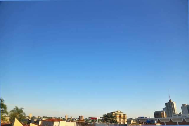 S&aacute;bado de muito calor no Estado com pancadas de chuva &agrave; tarde